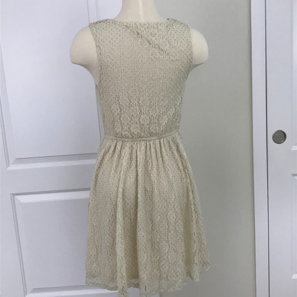 Maison Jules Lace and Gold White Dress M - Picture 3 of 8